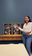 Kit 3 Quadros Decorativos Abstratos Preto com Flor Dourada – Decoração Luxo para Sala e Quarto